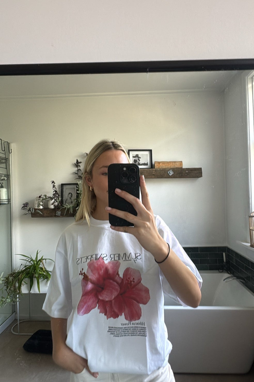 Hibiscus Oversized Tee